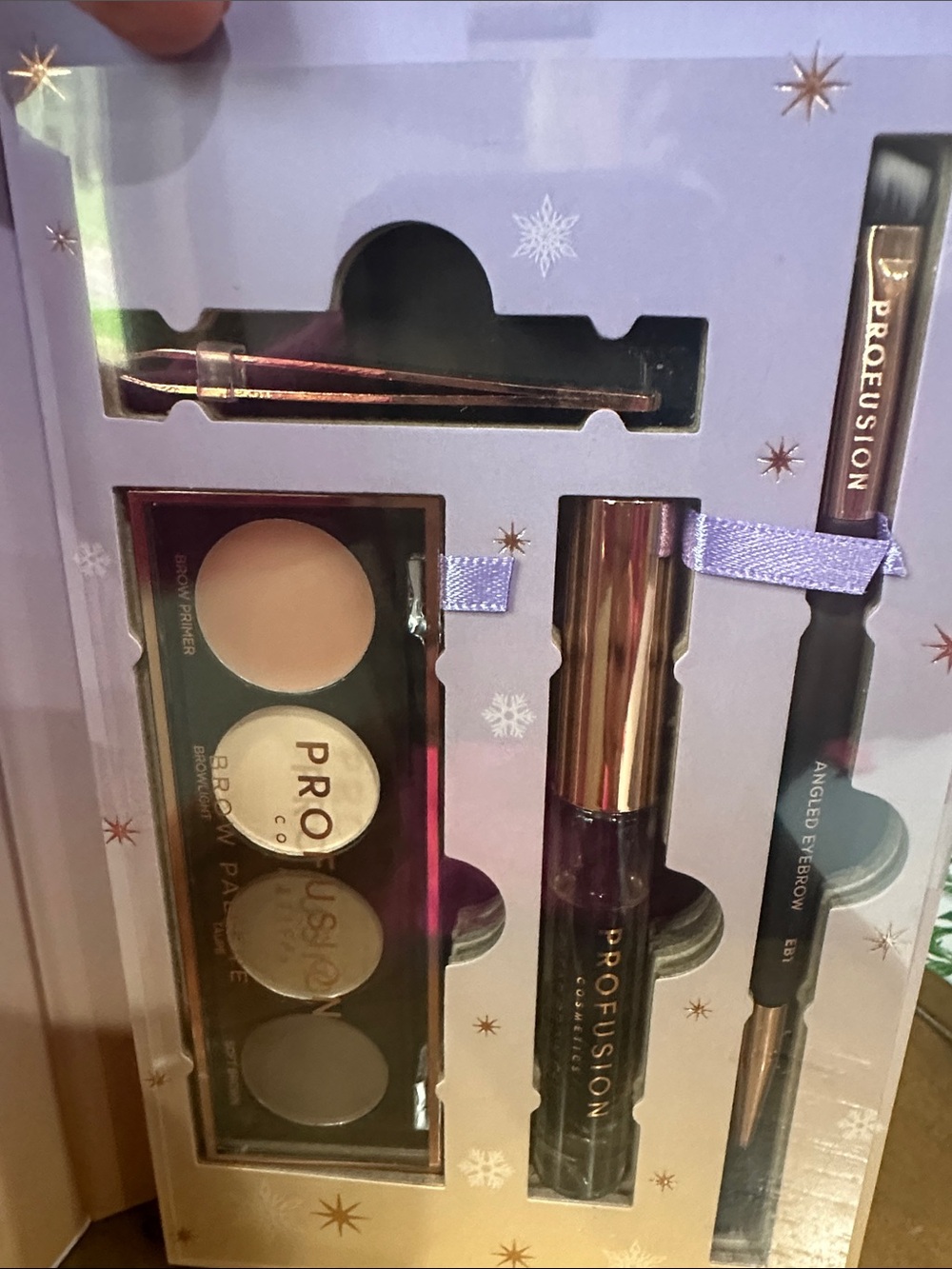 Profusion Cosmetics Festive Brows Kit - Eyebrow Defining Kit, new - Picture 3 of 6